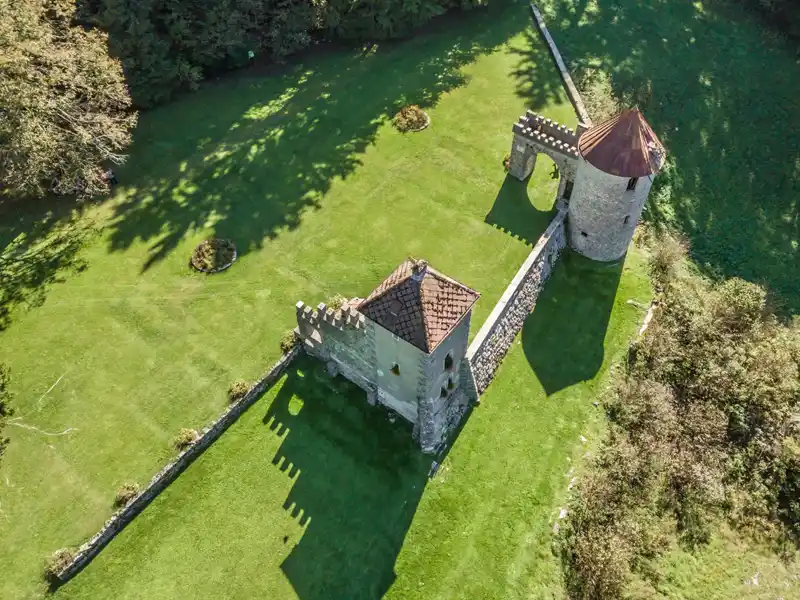 Pourquoi de plus en plus d’agences immobilières font appel aux drones - Drones Bloom